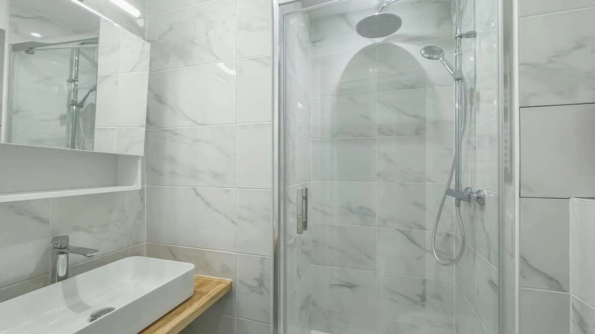 Flexliving - Studio - Versailles Paris France